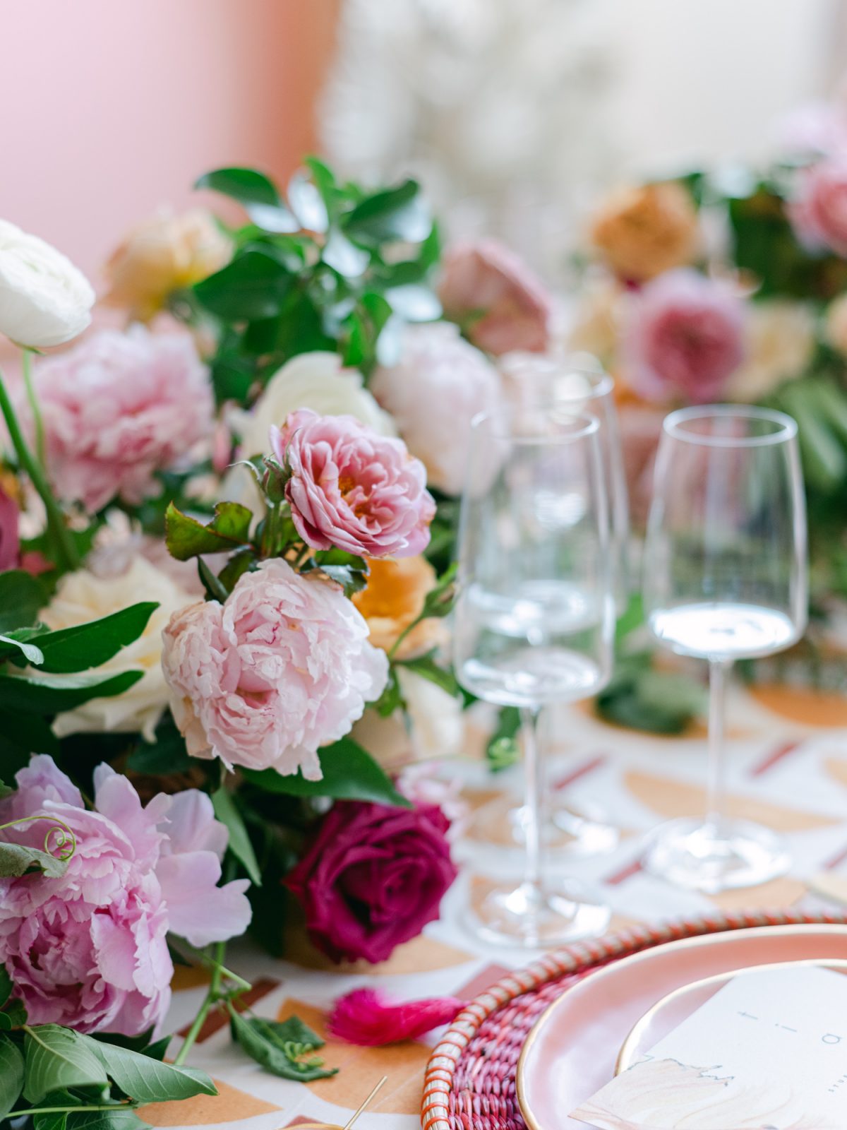 How Creative Details Make a Perfect Wedding Reception Tablescape