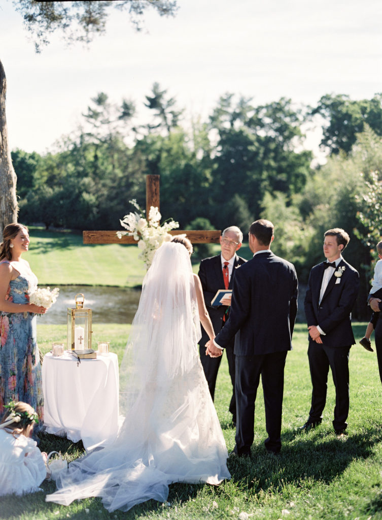 Modern romantic wedding at Graylyn Estate in Winston-Salem, North Carolina.