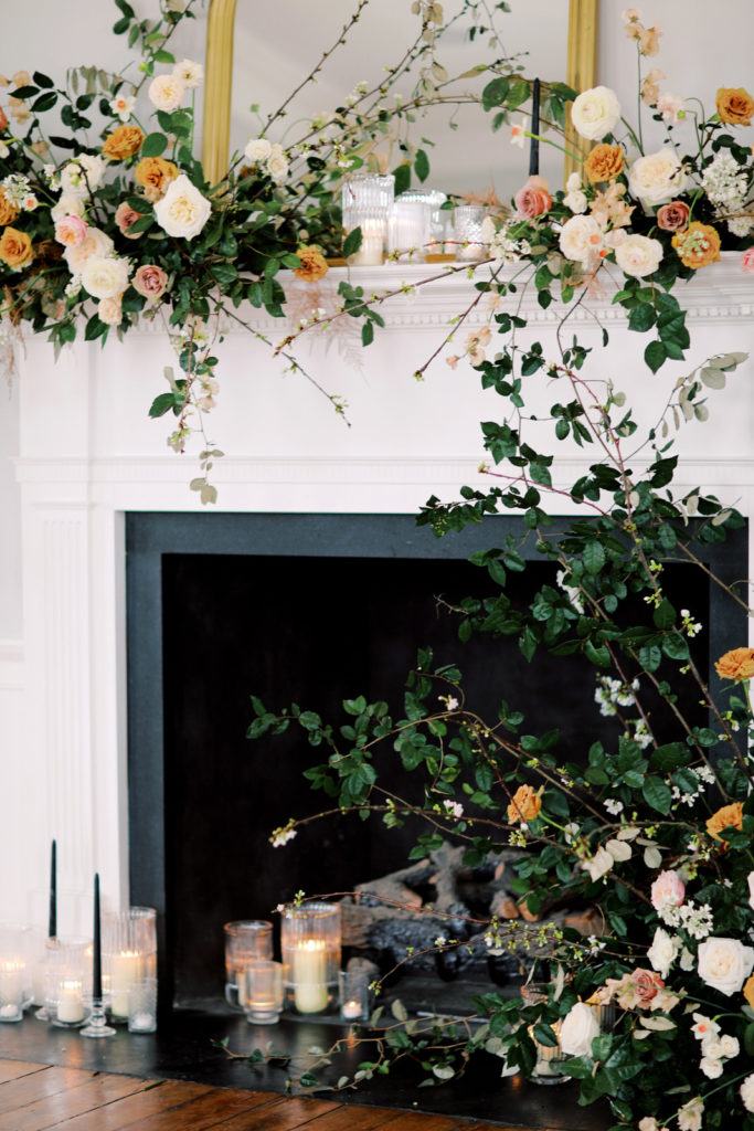 Creative and modern wedding photography at the Gadsden House in Charleston, South Carolina.