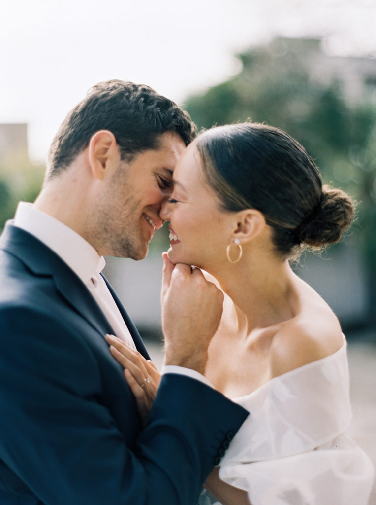 Creative and modern wedding photography at the Gadsden House in Charleston, South Carolina.