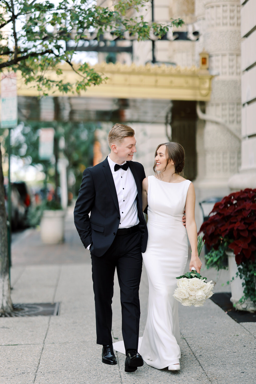 Modern Baltimore wedding photographer photographs an elegant wedding at the historic Belvedere Hotel.