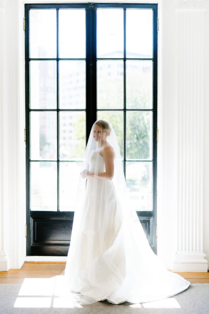 Bright and modern wedding photography from a classic Washington DC wedding.