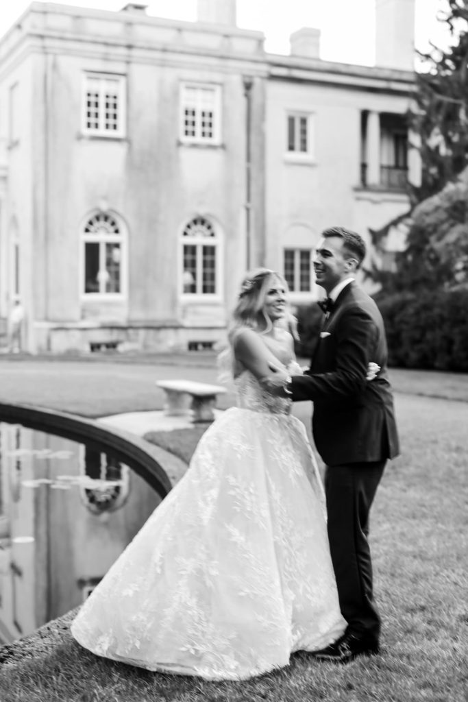 A DC film wedding photographer photographs a modern wedding at Strong Mansion in Dickerson, Maryland.