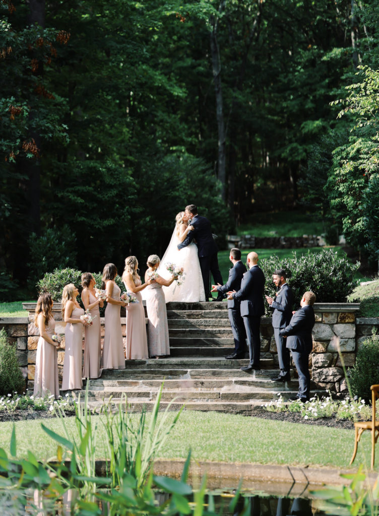 Chic wedding photography at Strong Mansion, a historic wedding venue in Dickerson Maryland.